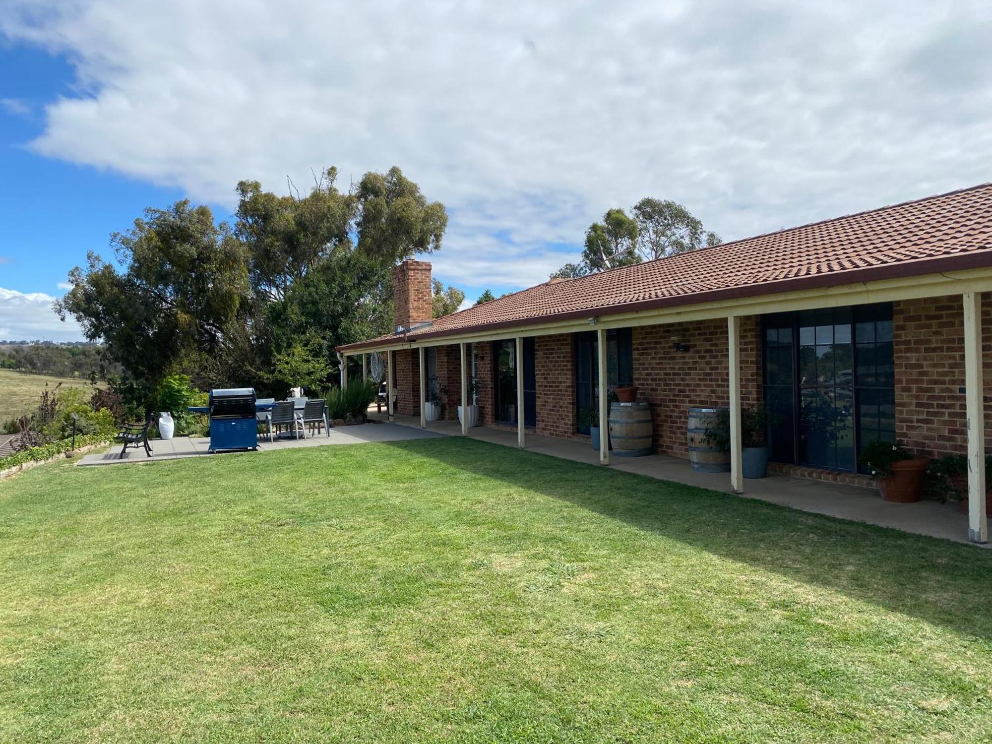Hotel Darcy'S Ranch Bathurst Esterno foto